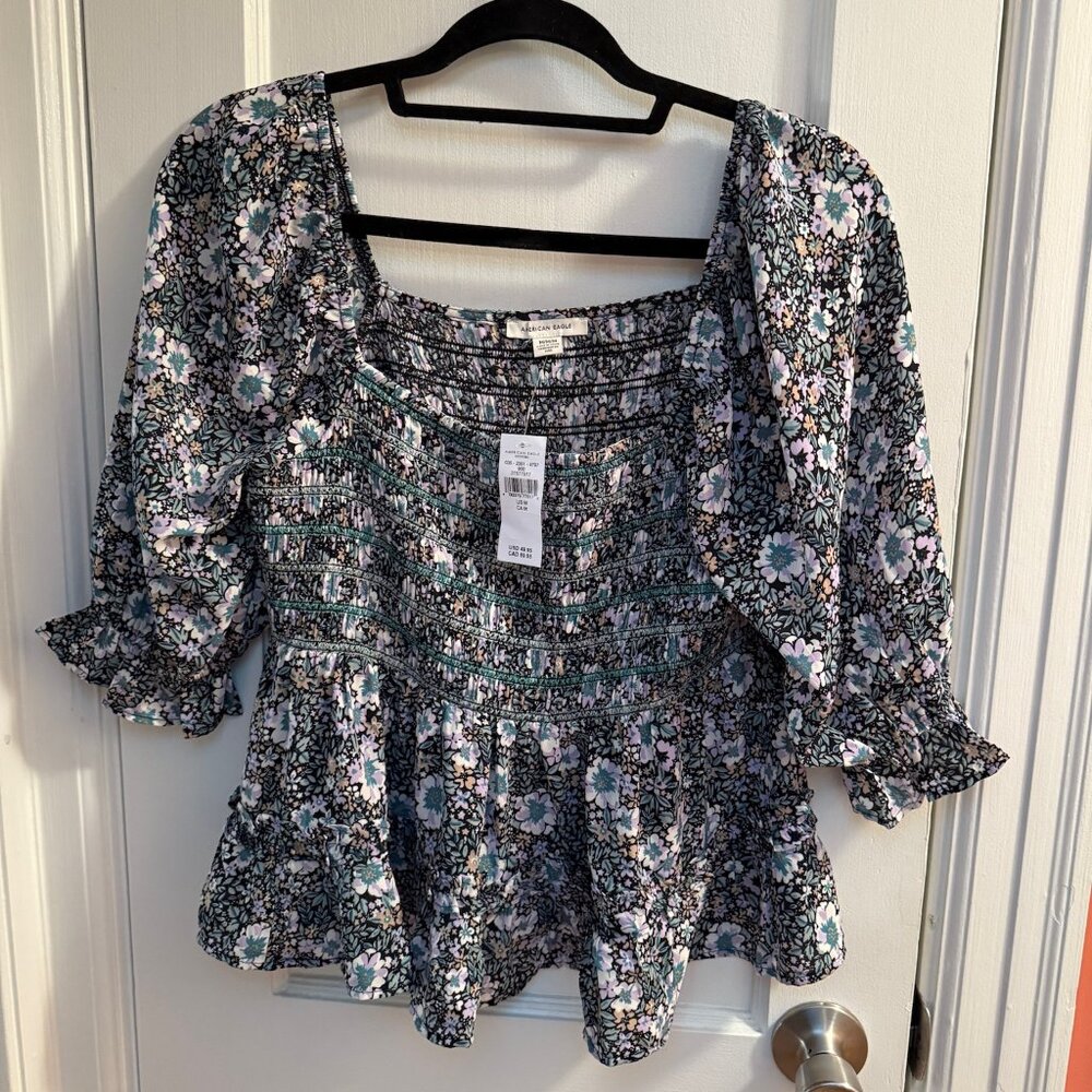 NWT American Eagle top black with floral pattern M